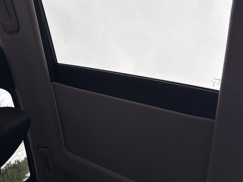 New 2026 Nissan Kicks SV w/ SV Premium Package image 28