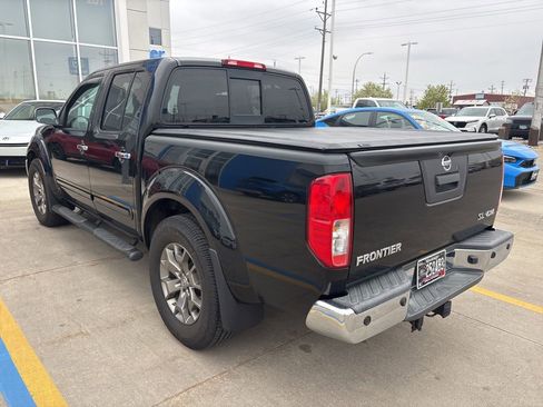 Used 2014 Nissan Frontier SL AWD/4WD image 6
