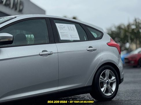 Used 2014 Ford Focus SE FWD image 3