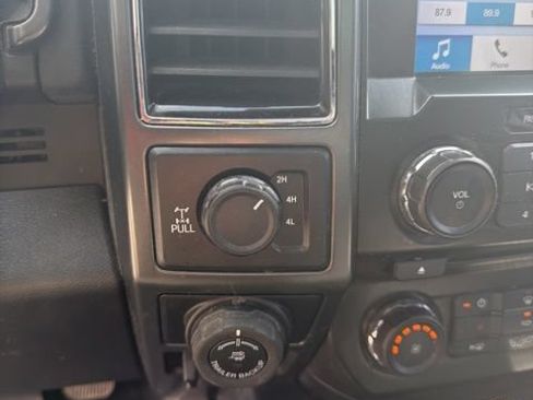 Used 2018 Ford F150 XLT w/ Equipment Group 302A Luxury AWD/4WD image 54