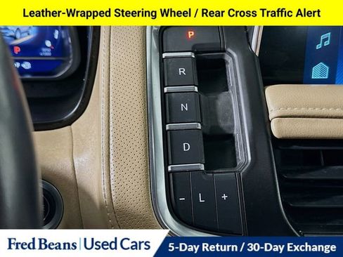 Used 2022 Chevrolet Tahoe Premier image 19