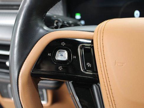 Used 2023 Lincoln Aviator Black Label w/ Dynamic Handling Package image 23