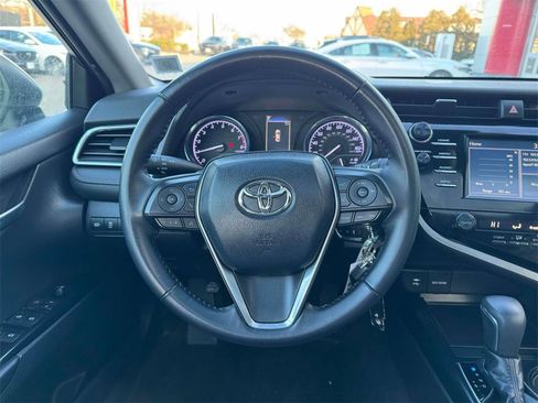 Used 2018 Toyota Camry SE image 20