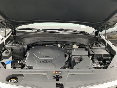 Used 2023 Kia Telluride S image 16