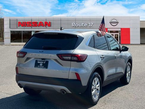 Used 2024 Ford Escape Active image 5