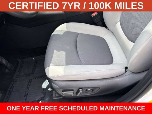 Used 2024 Toyota RAV4 XLE w/ Convenience Package AWD/4WD image 15