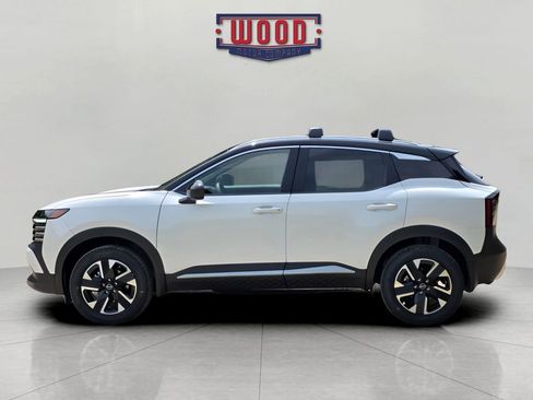 New 2026 Nissan Kicks SV w/ Interior Electronics Package AWD/4WD image 4