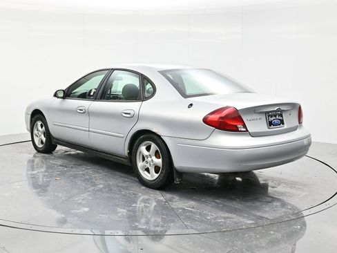 Used 2002 Ford Taurus SE image 7