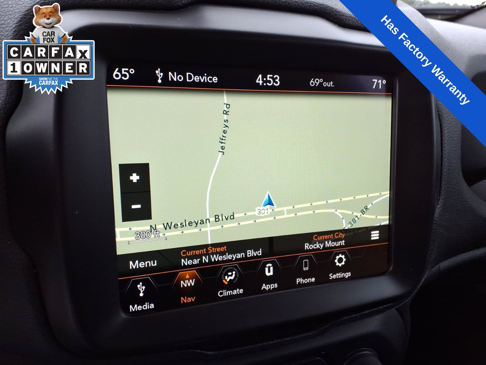 Used 2023 Jeep Renegade Latitude AWD/4WD image 17