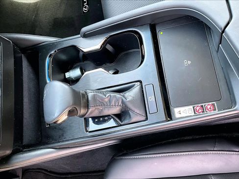 Used 2024 Lexus ES 350 w/ Premium Package image 16