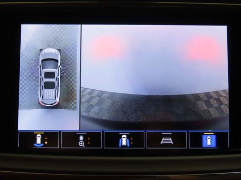 Used 2024 Buick Enclave Premium image 14