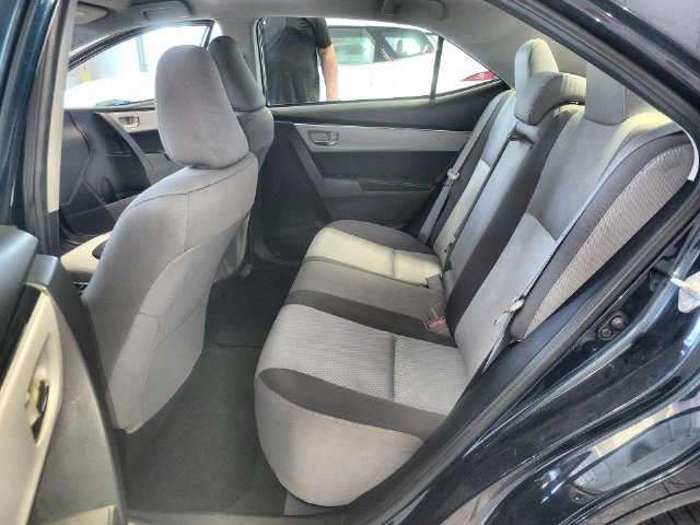 Used 2017 Toyota Corolla LE FWD image 20