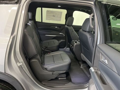 New 2026 Chevrolet Traverse LT w/ Sun and Wheel Package image 22