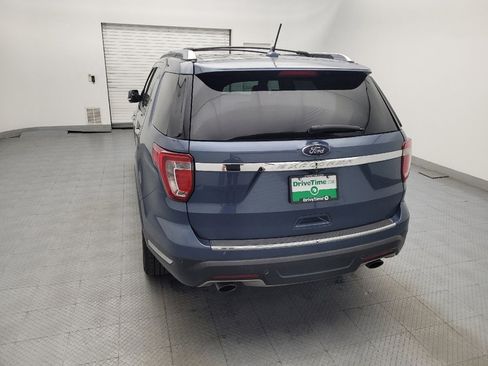Used 2018 Ford Explorer Limited image 6