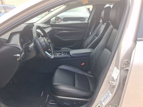 Used 2025 MAZDA MAZDA3 s FWD image 4