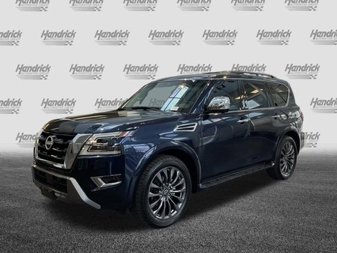 Used 2024 Nissan Armada Platinum w/ Captain's Chairs Package RWD image 6