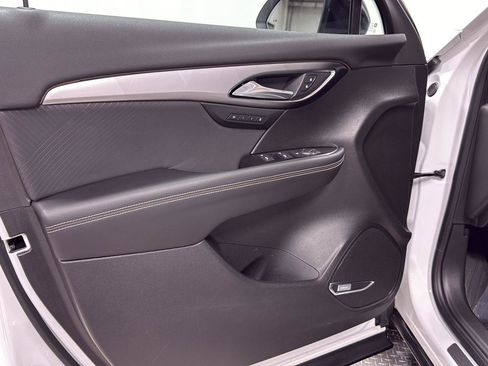 Used 2025 Buick Envision Sport Touring image 23