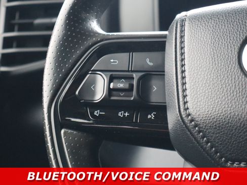 Used 2023 Toyota Tundra SR AWD/4WD image 17