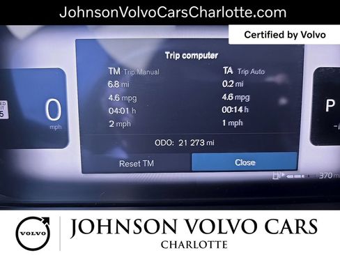 Certified 2025 Volvo XC60 B5 Core AWD/4WD image 27