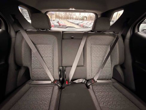 Used 2022 Chevrolet Equinox LT image 23
