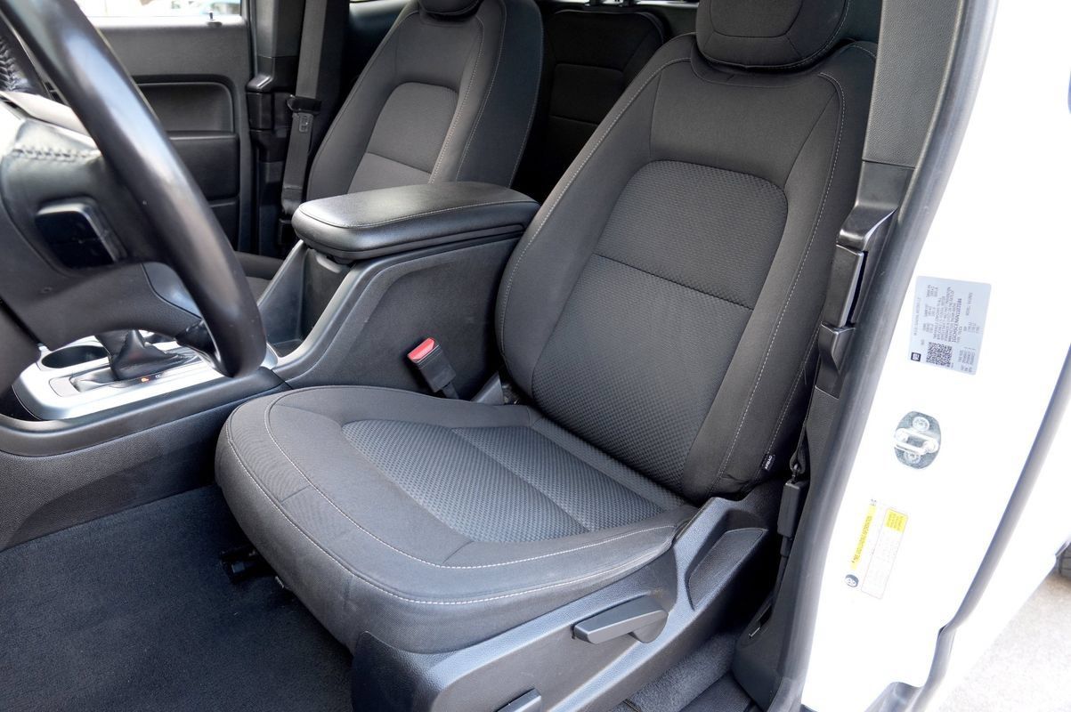 Used 2022 Chevrolet Colorado LT w/ LT Convenience Package RWD image 6