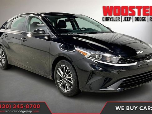 Used 2022 Kia Forte LXS image 1