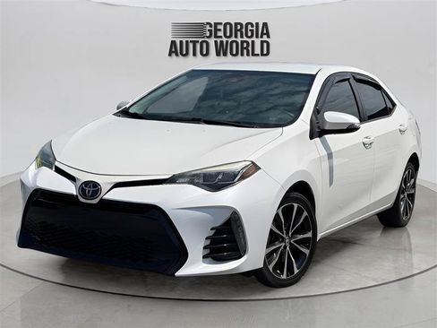 Used 2018 Toyota Corolla SE FWD image 5