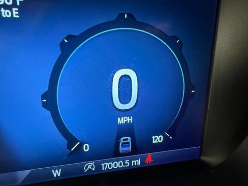 Used 2025 Ford F150 STX w/ Equipment Group 200A RWD image 17