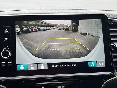 Used 2024 Honda Ridgeline Sport image 13