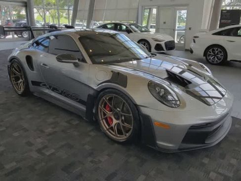 Used 2023 Porsche 911 GT3 RS RWD image 2