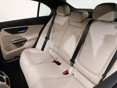 Certified 2022 Mercedes-Benz C 300 4MATIC Sedan image 11