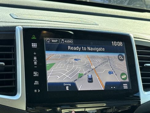 Used 2016 Honda Pilot Touring image 28