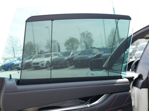 Used 2024 Maserati Levante Modena Ultima image 18