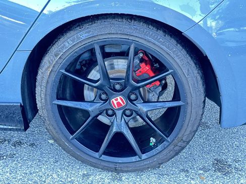 Used 2025 Honda Civic Type R image 12