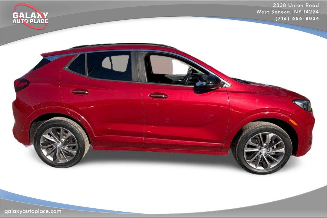 Used 2021 Buick Encore GX Select w/ Sport Touring Package AWD/4WD image 4