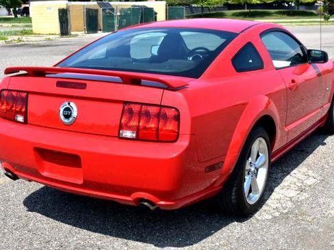Used 2006 Ford Mustang GT image 5