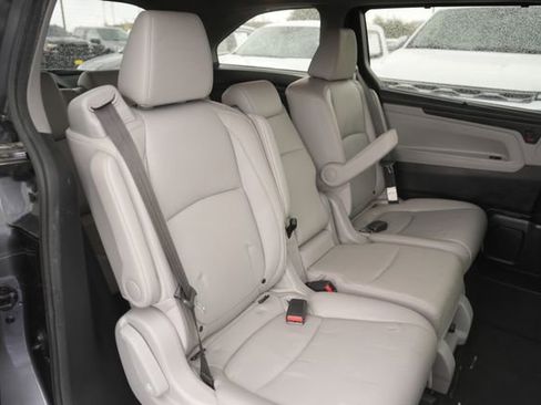 Used 2019 Honda Odyssey EX-L image 19