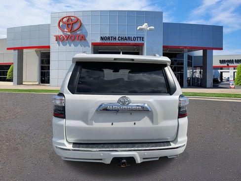 Used 2020 Toyota 4Runner Limited image 9