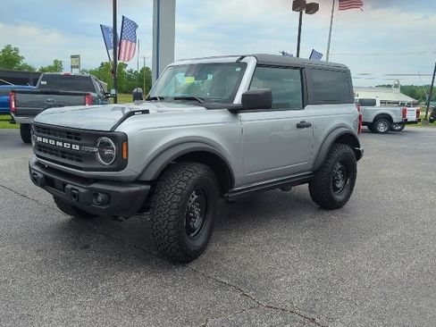 Used 2023 Ford Bronco Black Diamond AWD/4WD image 9
