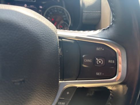 Used 2022 RAM 1500 Laramie AWD/4WD image 23