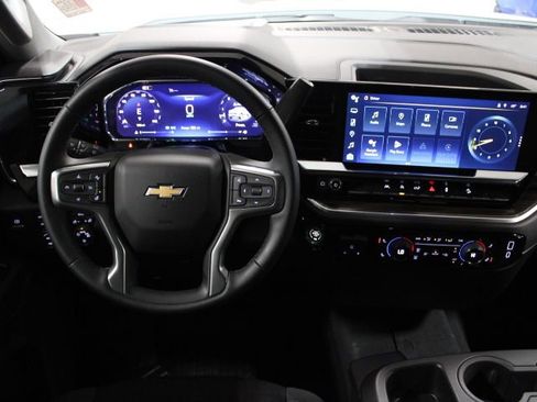 Certified 2026 Chevrolet Silverado 1500 LT w/ All Star Edition Plus image 30