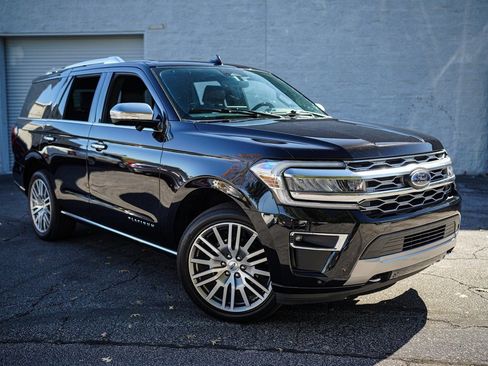 Used 2023 Ford Expedition Platinum image 9