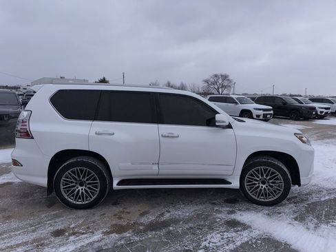 Used 2018 Lexus GX 460 Luxury image 5