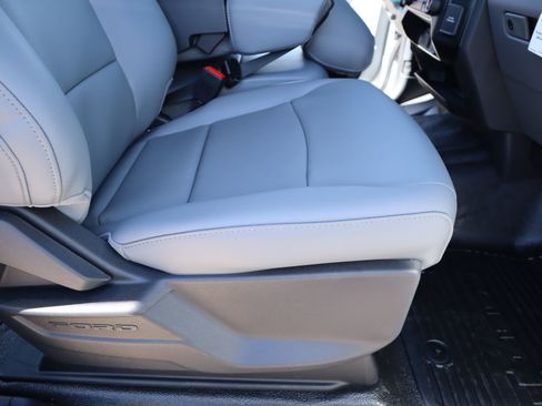 New 2025 Ford F550 4x4 Crew Cab Super Duty image 11