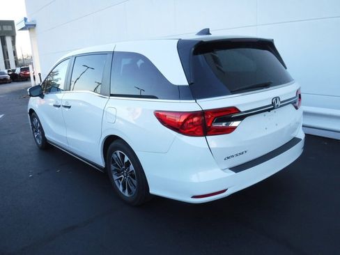 Used 2023 Honda Odyssey EX-L image 9