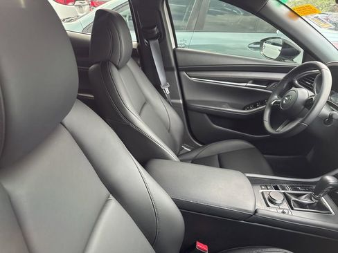 Used 2026 MAZDA MAZDA3 s Sport FWD image 3
