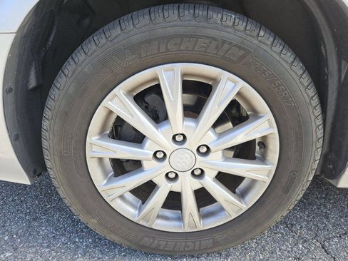 Used 2011 Buick Lucerne CXL w/ Driver Confidence Package FWD image 20