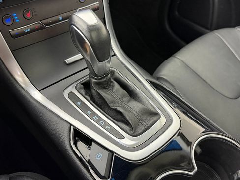 Used 2018 Ford Edge Titanium w/ Equipment Group 301A image 26