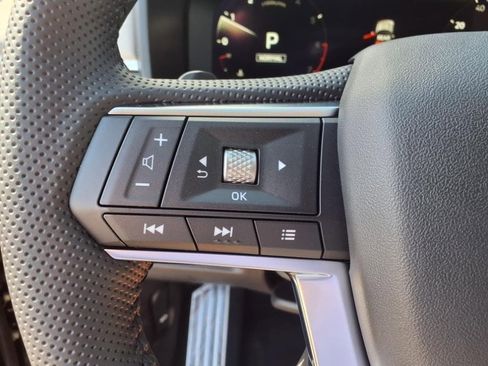 New 2025 Mitsubishi Outlander AWD image 19