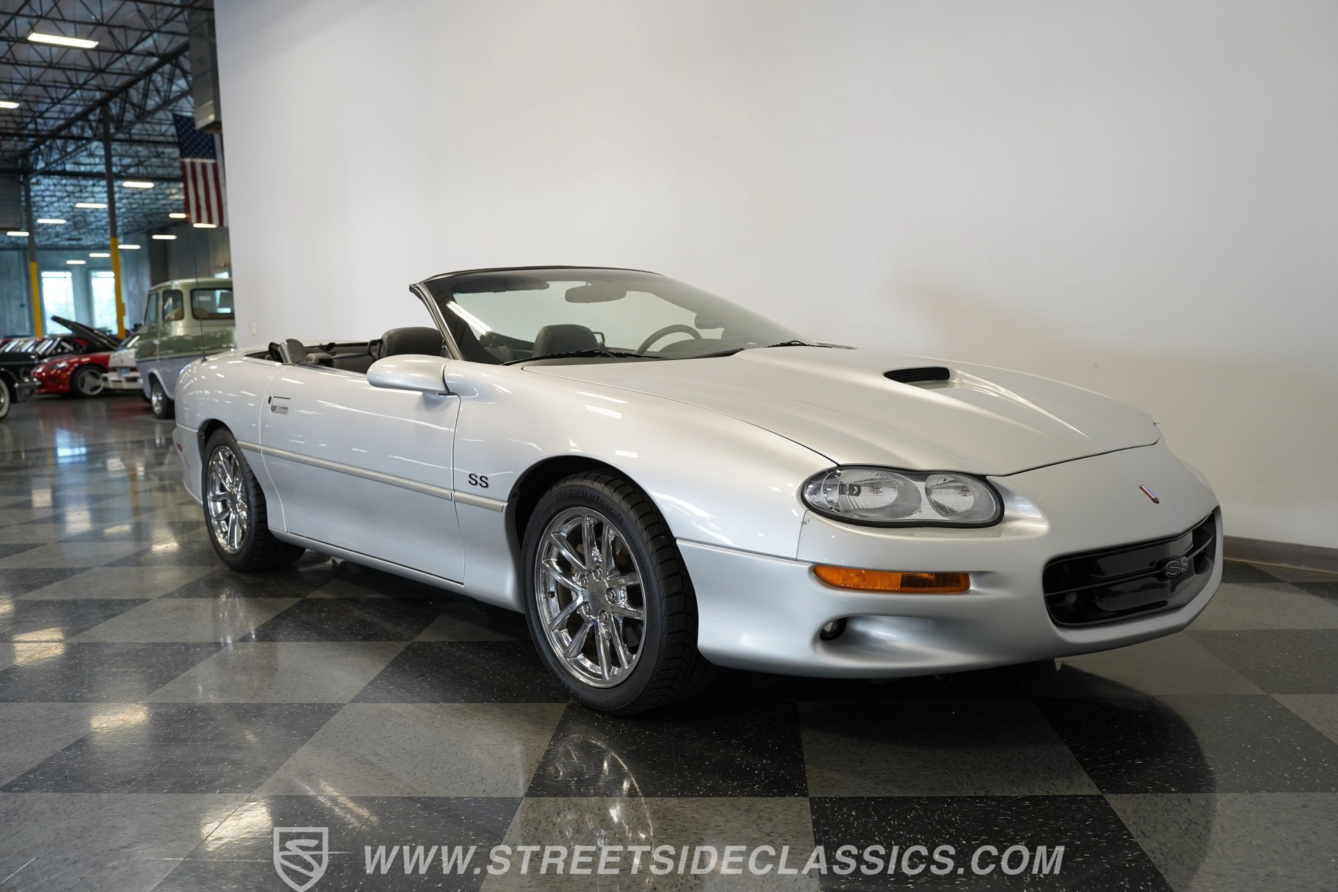 Used 2002 Chevrolet Camaro Z28 w/ SS Performance/Appearance Pkg RWD image 23